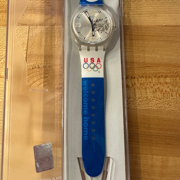 VTG Swatch Watch Athens 2004 Olympics, USA New in Box/sleeve UNISEX NEVER WORN!